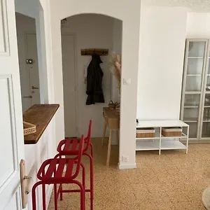 Beau T3 Proche Base Navale Et Ecoles Superieures Appartement Toulon