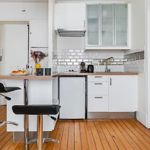 Appartement Cosy Proche Opera Bastille 11 - Flat-guest, Paris